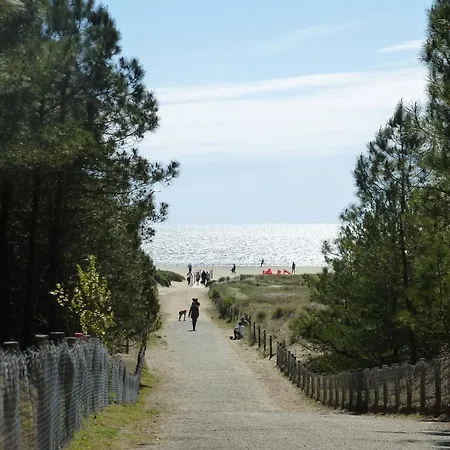 Calme Proche Avec Terrasse Sud, Parking Securise Et Equipements Complets - Fr-1-306-909 圣布里文莱丝皮恩