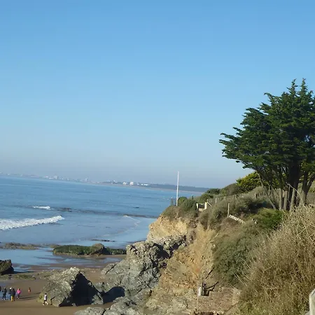 Calme Proche Avec Terrasse Sud, Parking Securise Et Equipements Complets - Fr-1-306-909 圣布里文莱丝皮恩