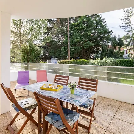 Calme Proche Avec Terrasse Sud, Parking Securise Et Equipements Complets - Fr-1-306-909 דירה סן-ברבן-לה-פן